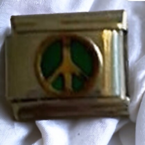 ZOPPINI (nomination) 2/$25 peace sign bracelet link - Picture 1 of 5